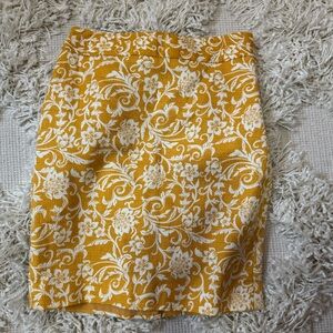 2/$25 SALE - LOFT Yellow Floral Jacquard Skirt